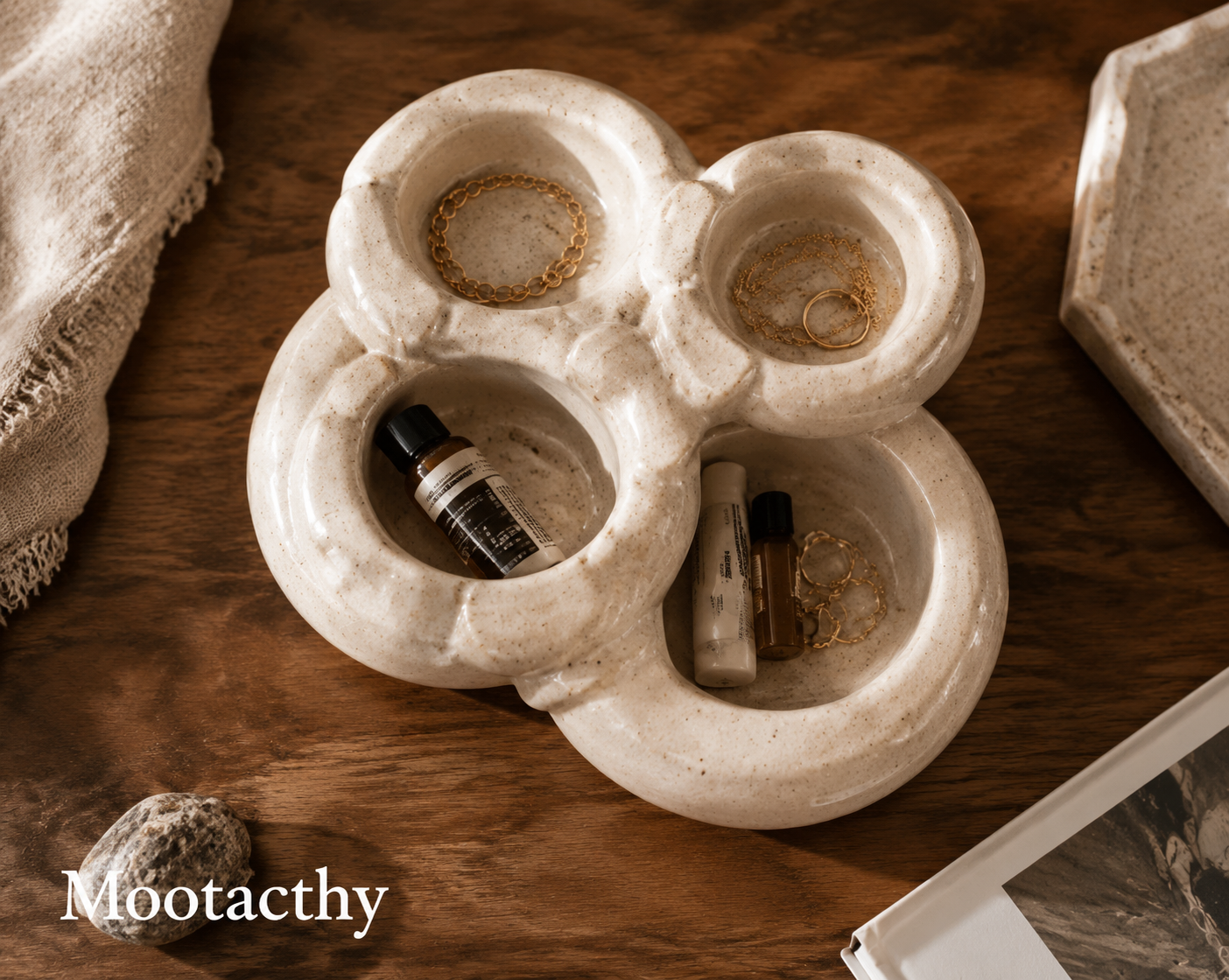 Mootacthy Organic Loop Sculptural Tray